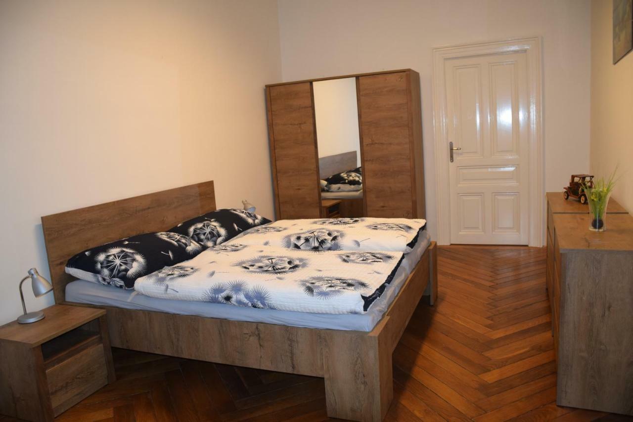 Tiva Downtown Apartments プラハ エクステリア 写真